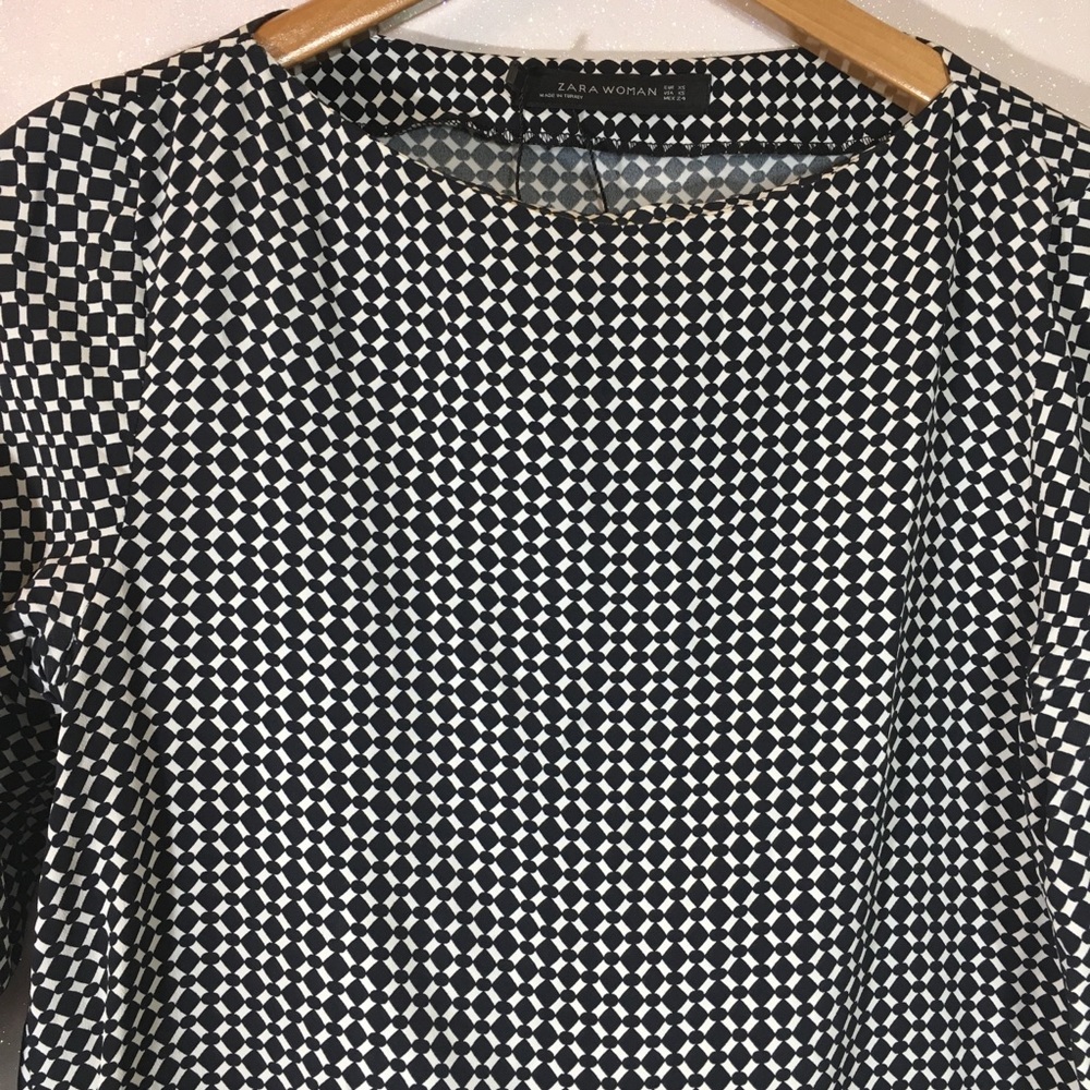 Blouse - Picture 2 of 5